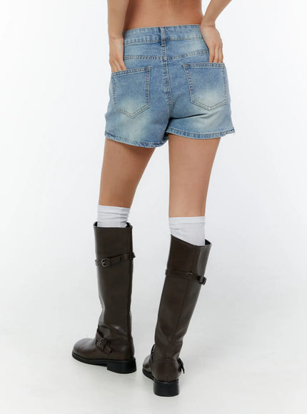 light-wash-hip-pad-denim-shorts-cy520