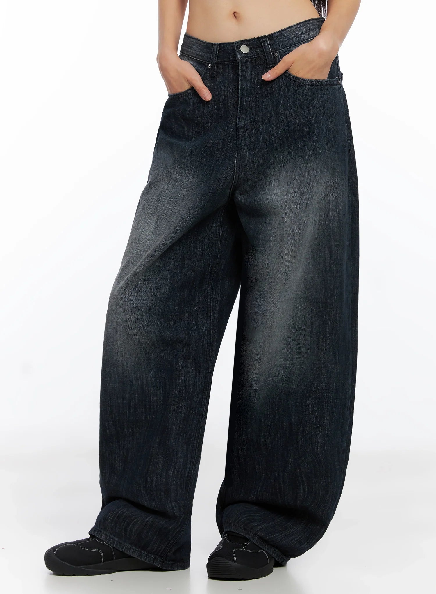 minnell-vintage-wash-wide-leg-jeans-co517