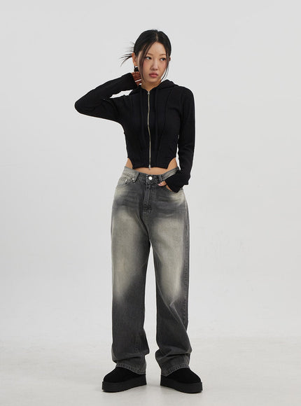 Light Wash Baggy Jeans CJ330