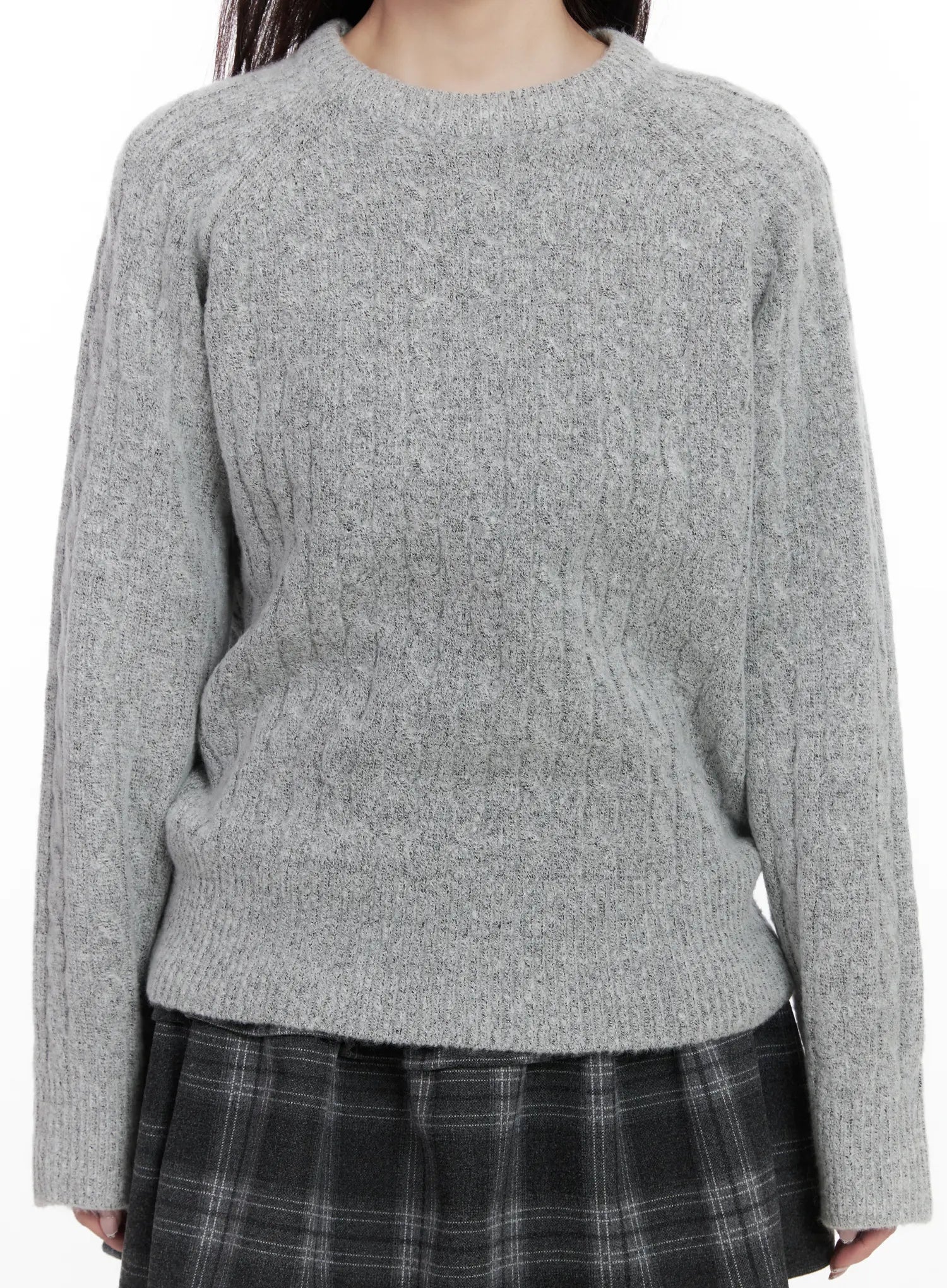 cable-knit-round-neck-sweater-cn527