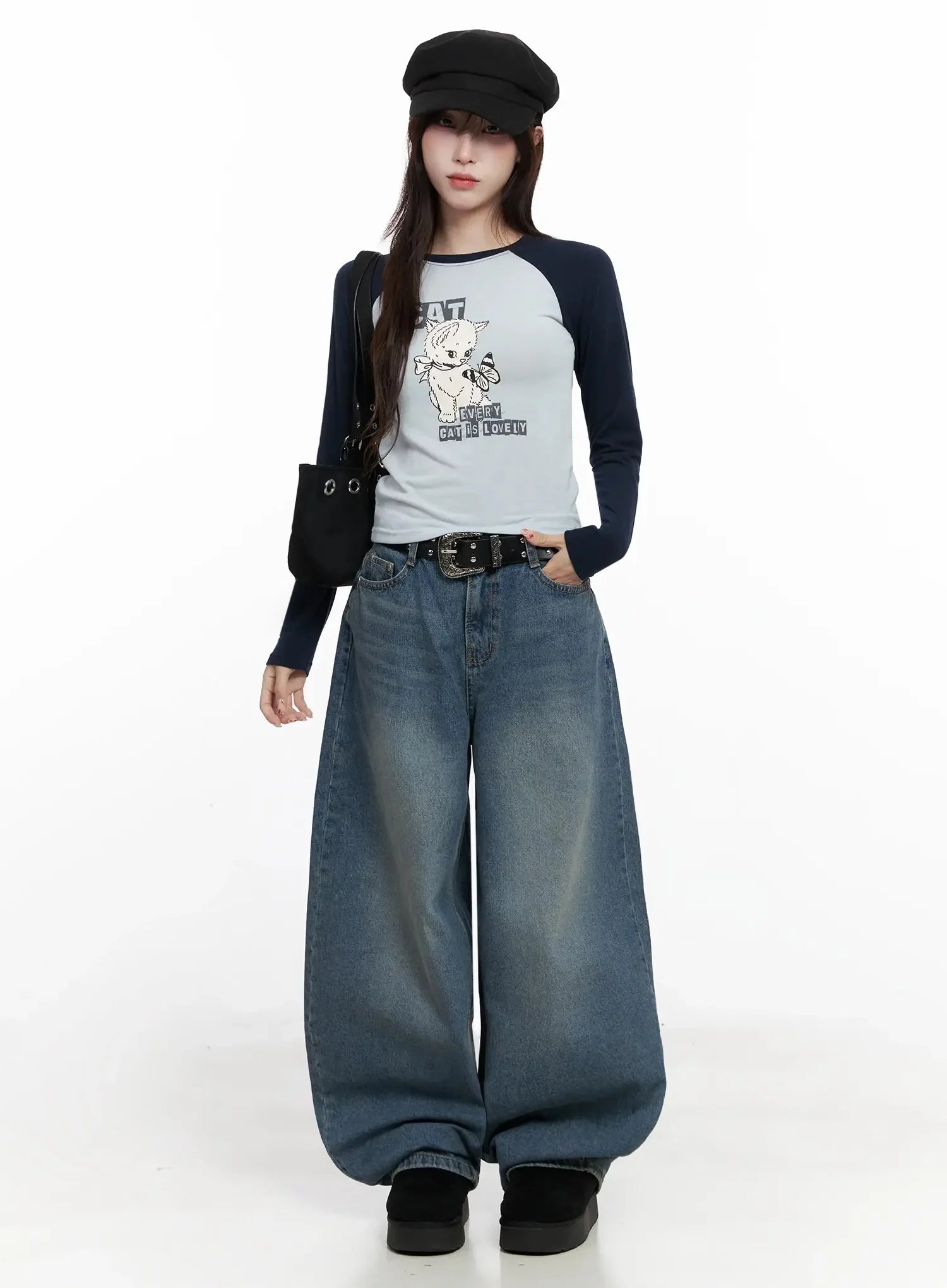 cat-graphic-raglan-top-in503