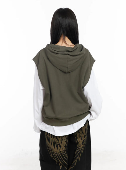 oversized-hooded-zip-up-vest-cm516