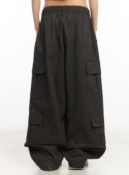 cargo-baggy-windbreaker-pants-iy502