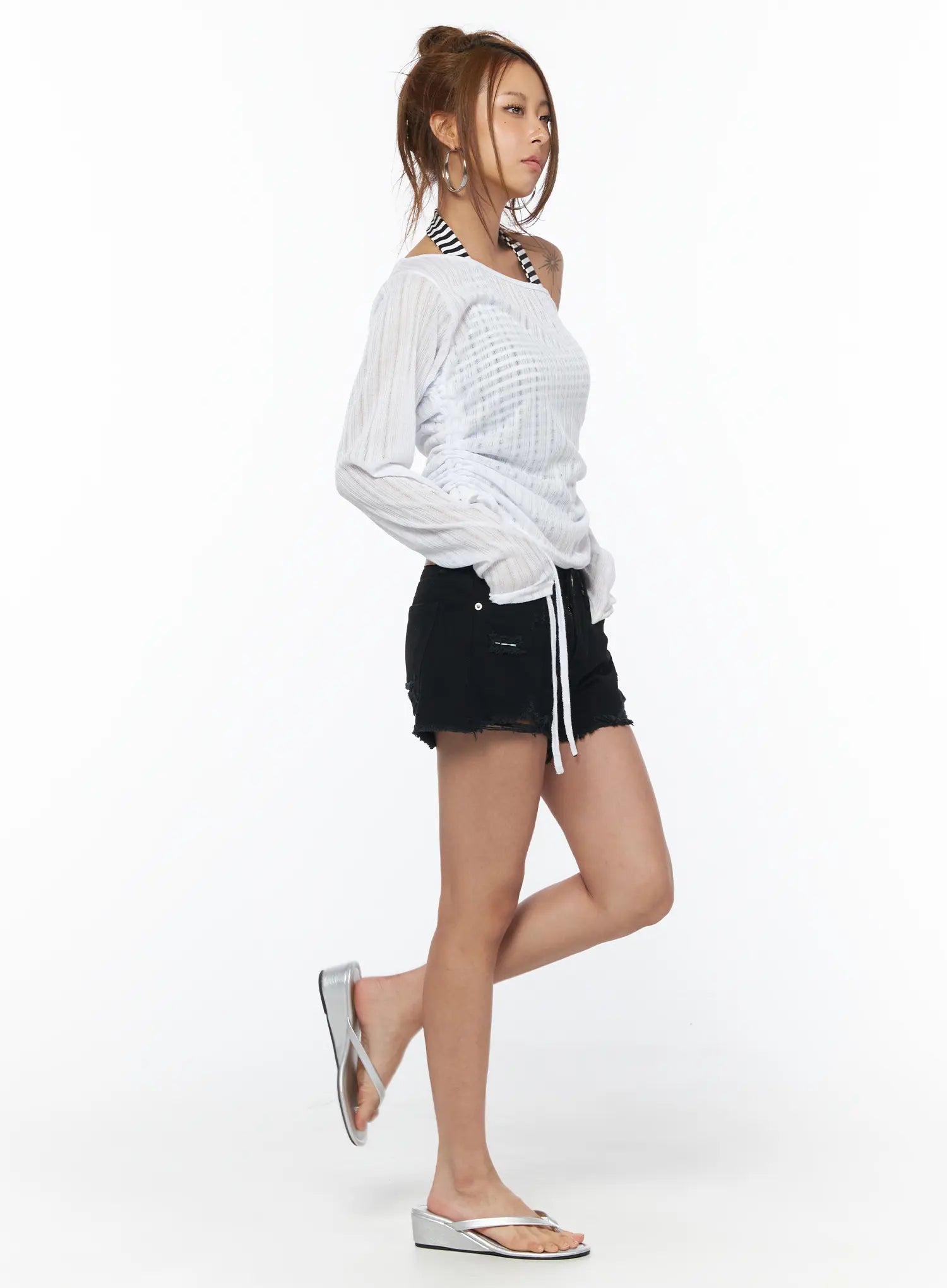 string-detail-see-through-long-sleeve-tee-cu502