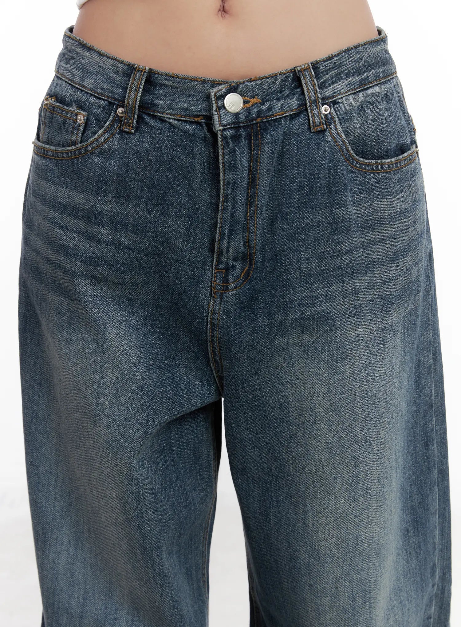 aya-washed-baggy-jeans-cn528