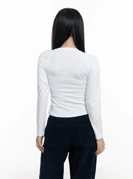 graphic-v-neck-long-sleeve-cj514