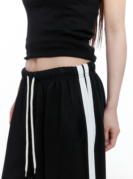 striped-wide-leg-sweatpants-cs501