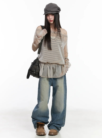 bow-embellished-stripe-padded-halter-top-cm524