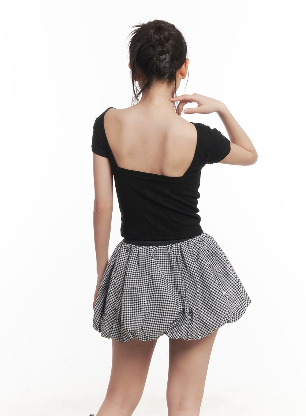 backless-ribbed-crop-top-ca529