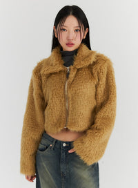 crop-zip-up-faux-fur-jacket-cn314 / Beige