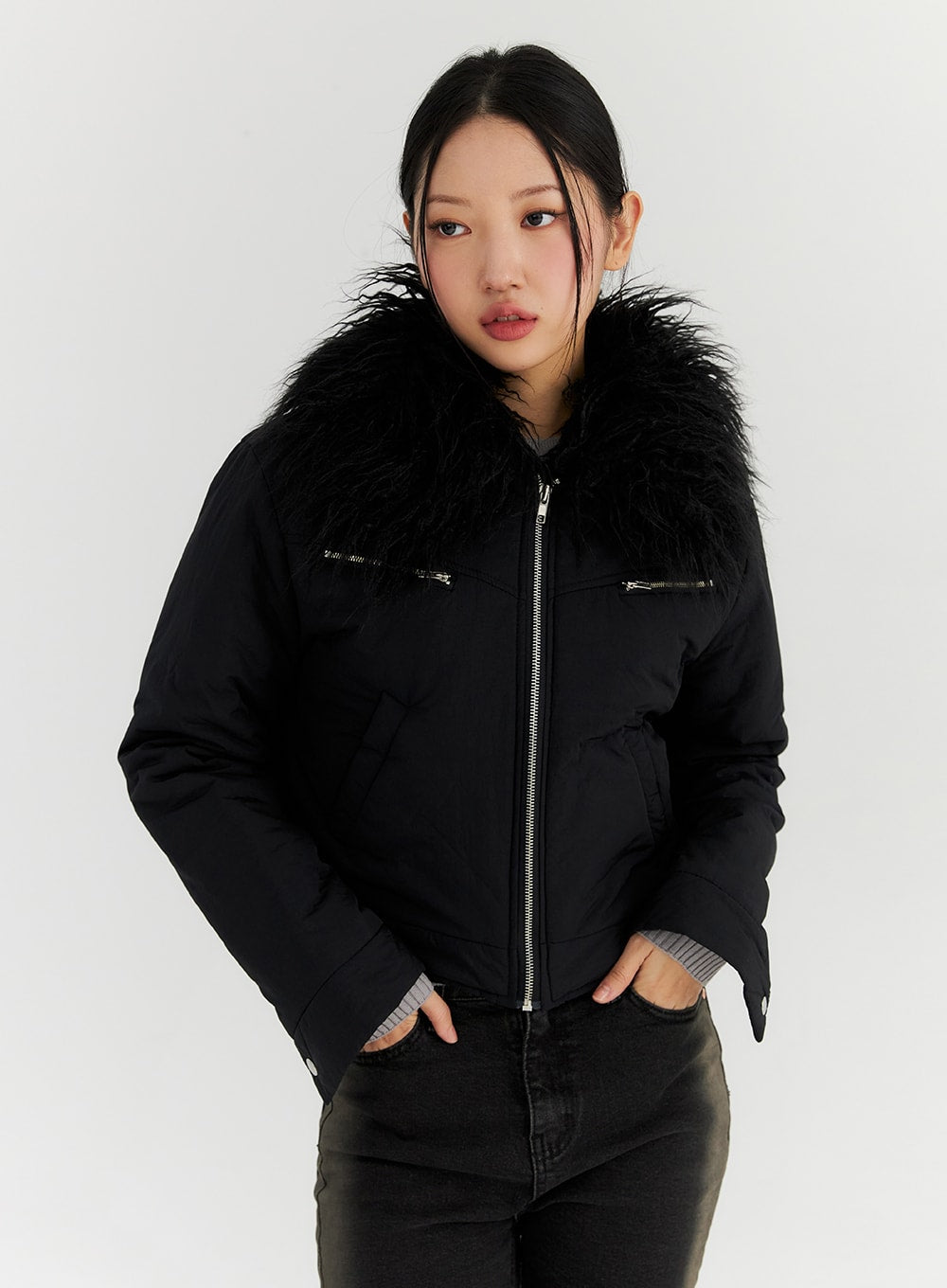 faux-fur-bomber-jacket-cn315 / Black