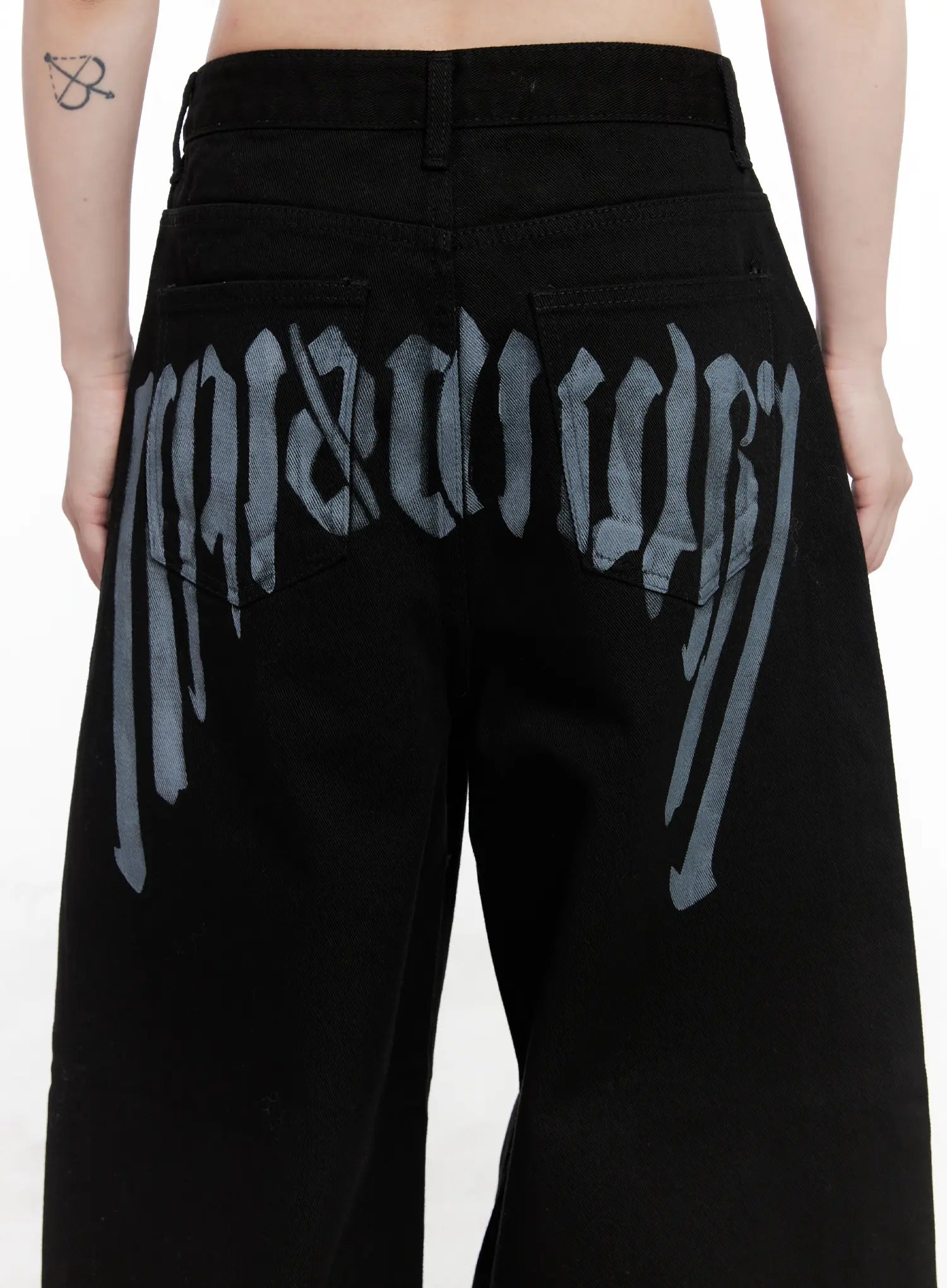 baggy-black-graphic-cotton-pants-co521