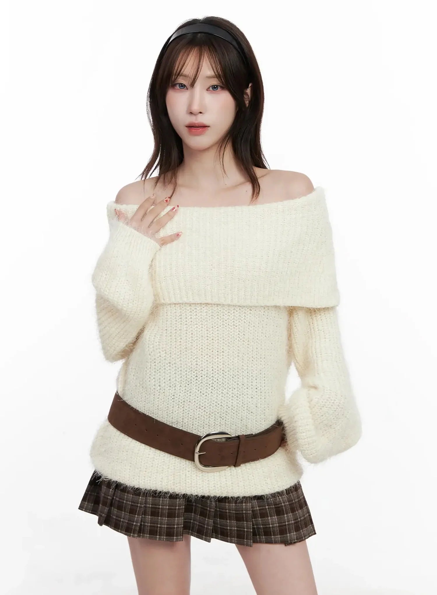 cozy-off-shoulder-knit-sweater-in514