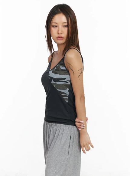 camo-accent-cami-top-iy515