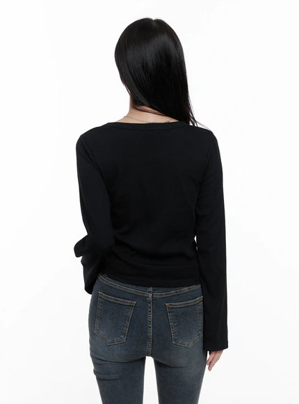 asymmetrical-neck-ruched-top-cs523