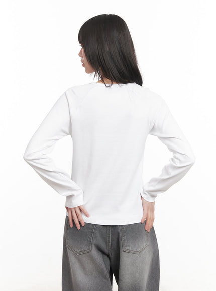 93-graphic-long-sleeve-top-cm520