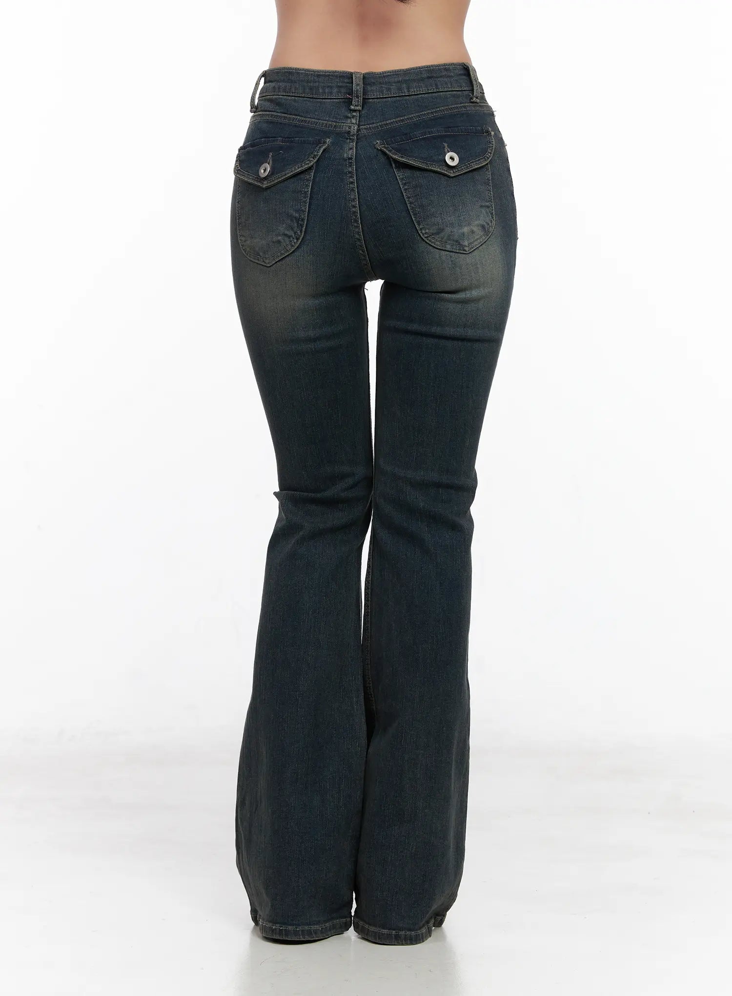 Hazel Button Washed Flared Jeans CN514