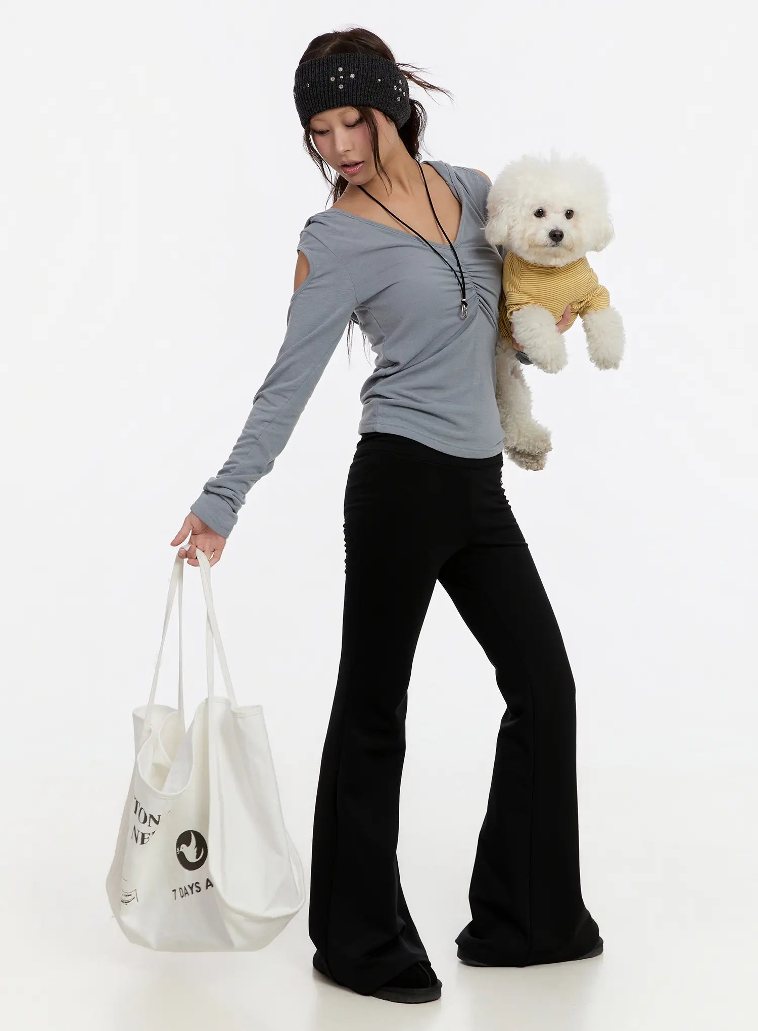 cut-out-shirred-hoodie-cn527