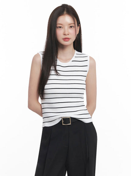 stripe-slim-sleeveless-top-iy509