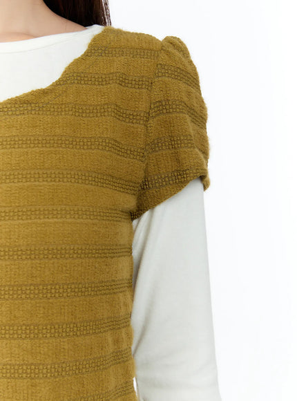 soft-stripe-puff-sleeve-top-cs517