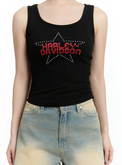 studded-graphic-crop-top-cm511