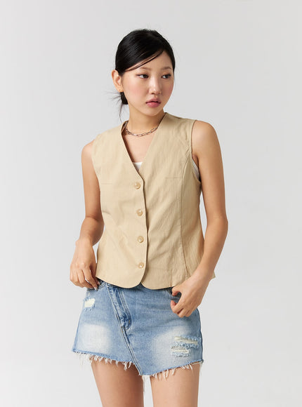 simple-button-vest-cg301