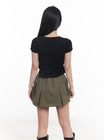 asymmetric-buttoned-crop-top-cy527