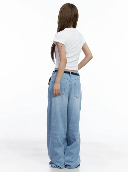 kitty-graphic-crop-tee-cl510