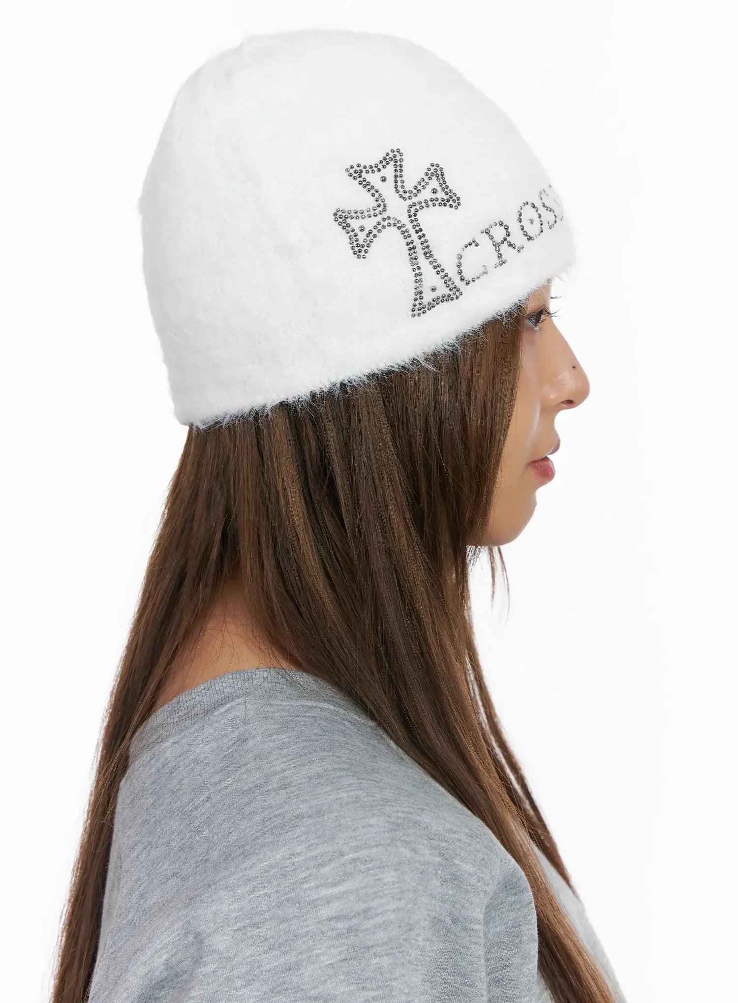 cozy-cross-beanie-in528