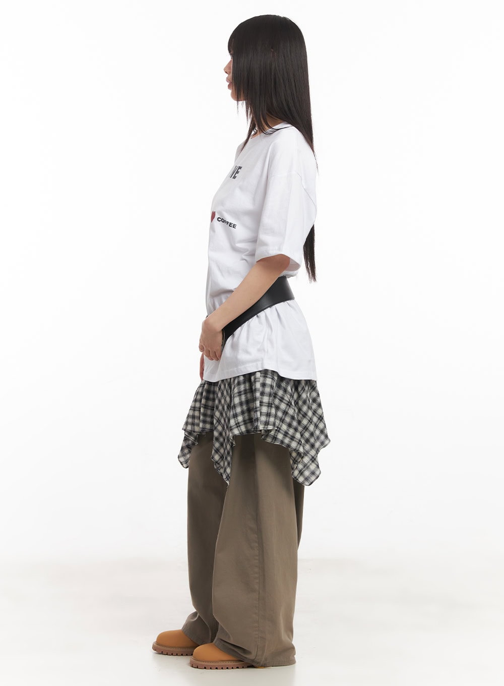 solid-pocketed-wide-fit-trousers-ca523