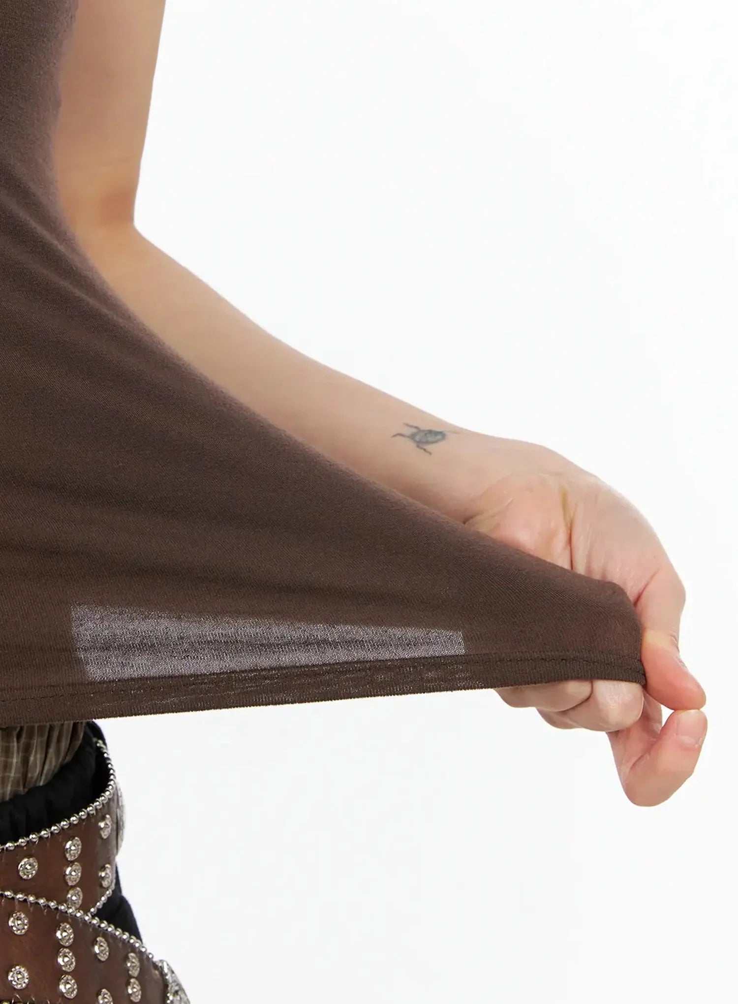 simple-halter-neck-tank-top-im530