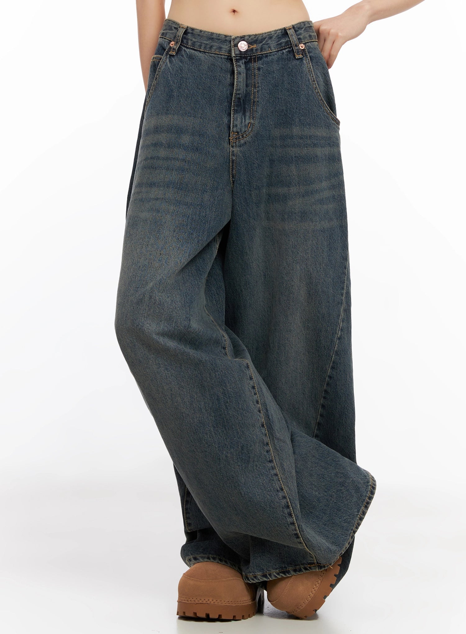 skyler-washed-balloon-fit-jeans-in503