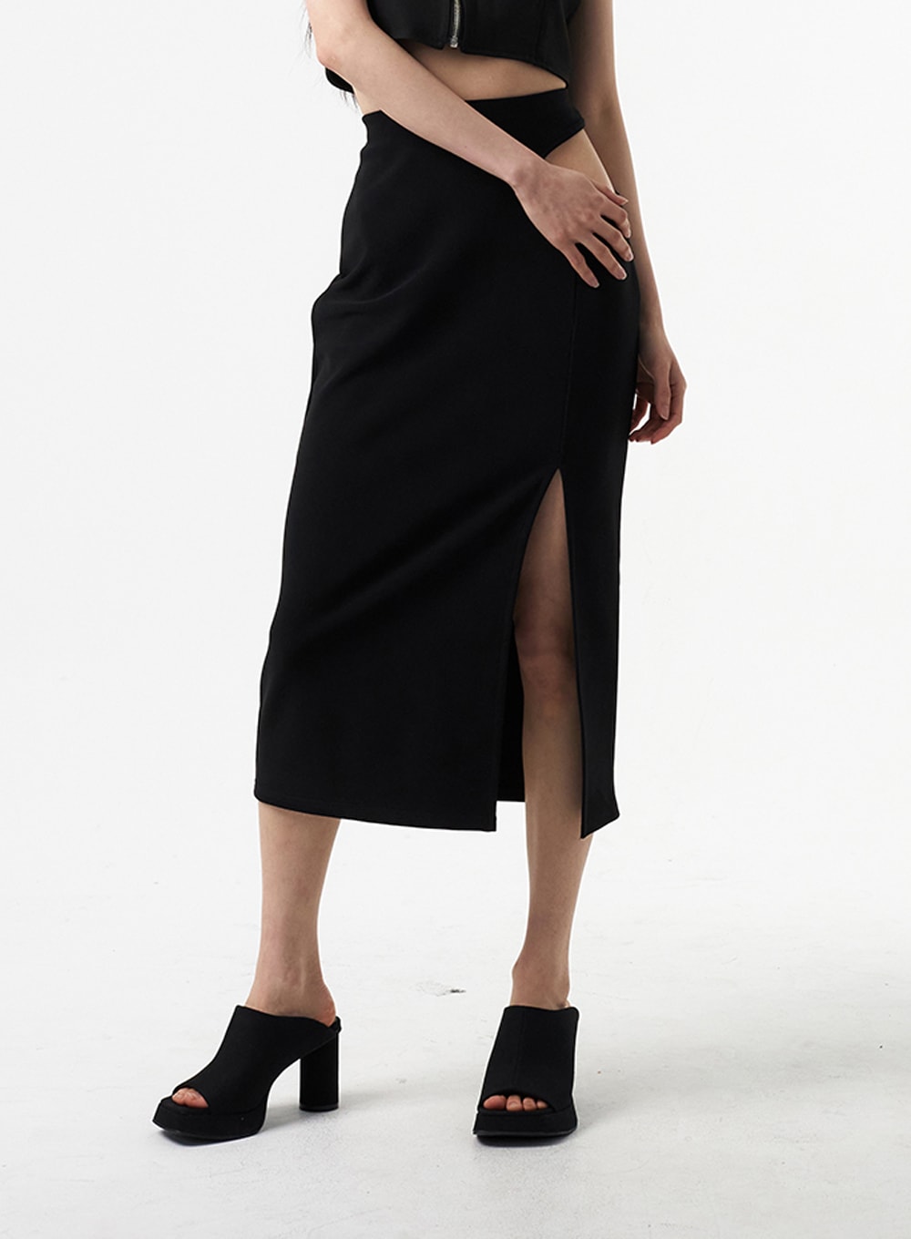 Cut Out Maxi Skirt IA326