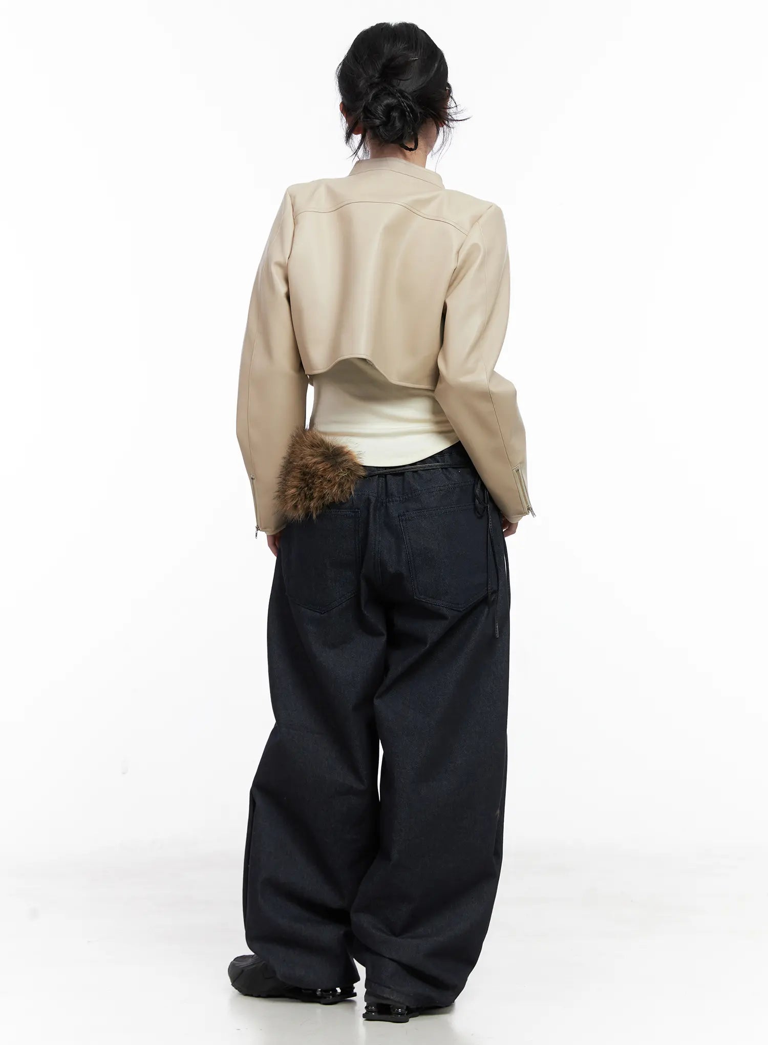 Solana Unwashed Wide-Leg Jeans CN514