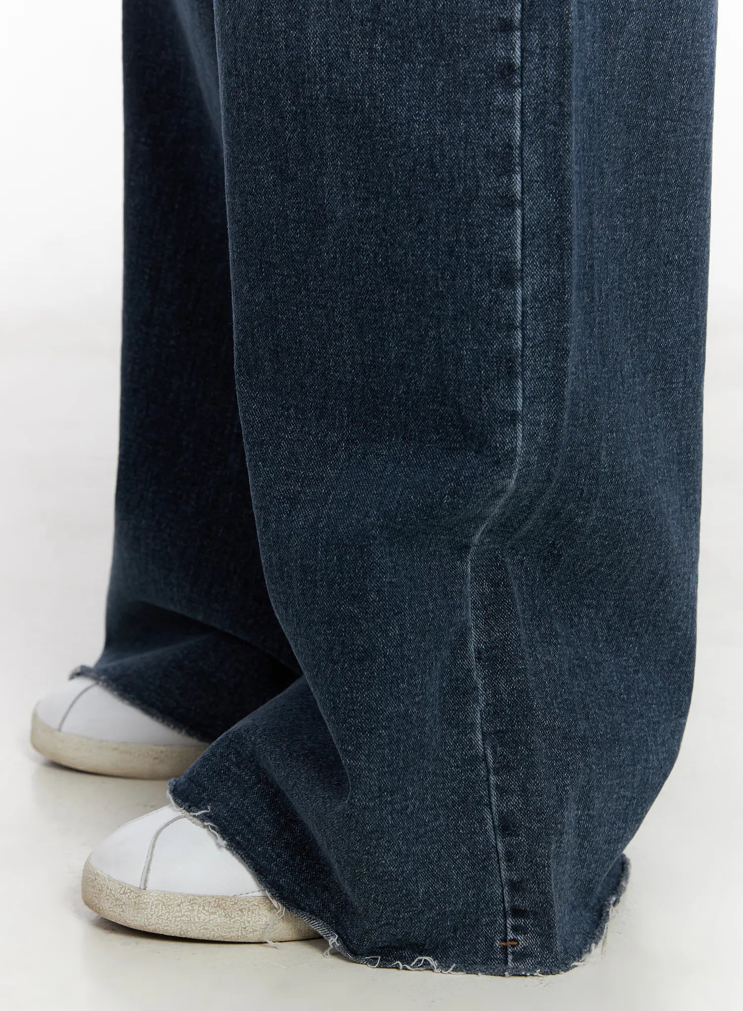 louisa-ultra-wide-flared-jeans-cn527