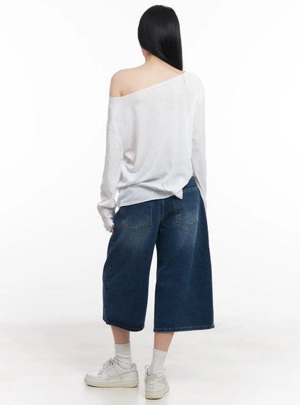 loose-fit-long-sleeve-graphic-top-cu510