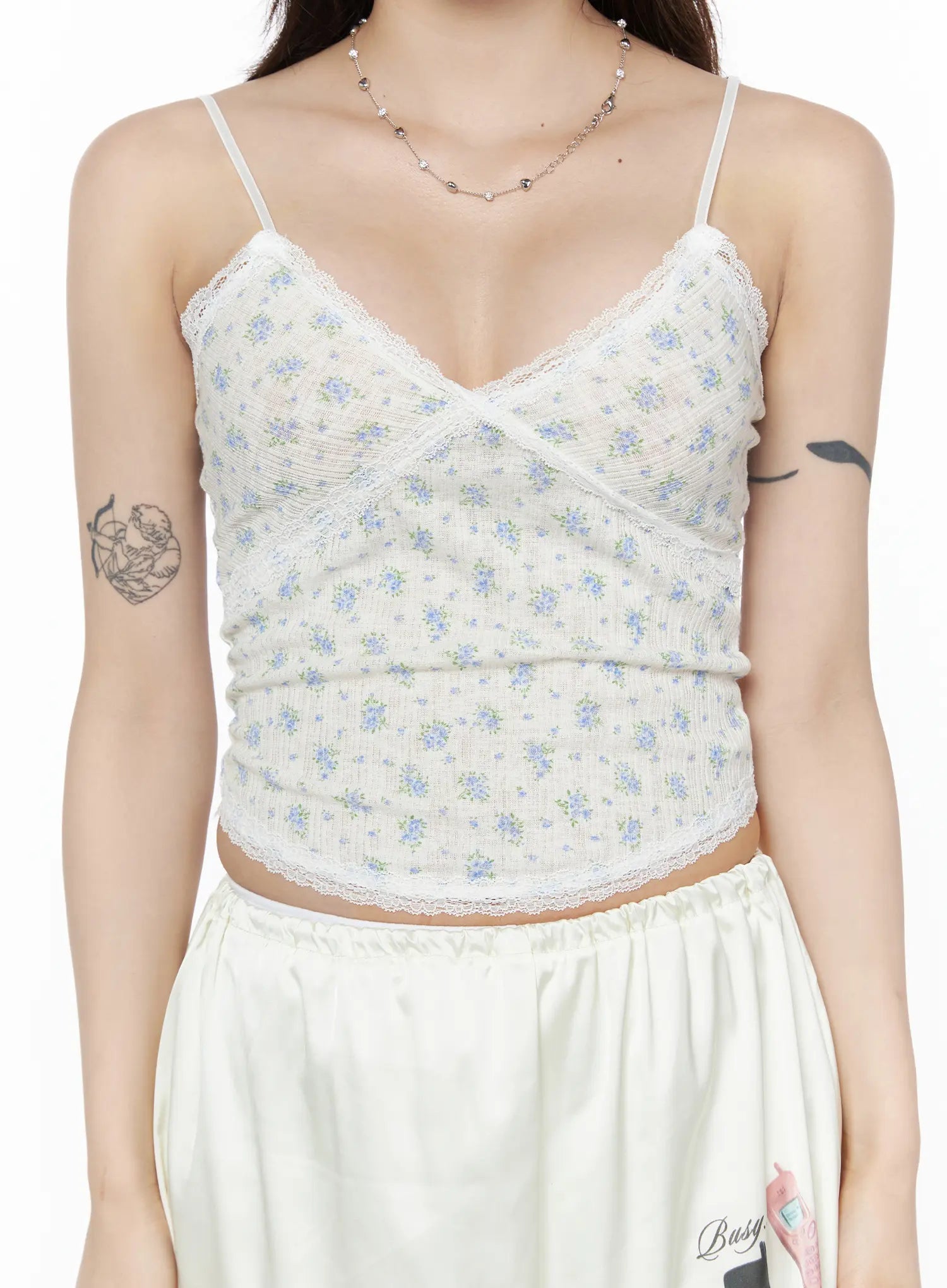 floral-lace-trim-v-neck-cami-tank-cu503