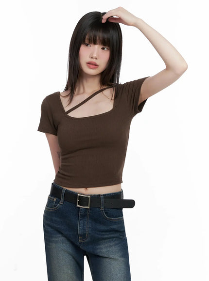 strappy-square-neck-crop-top-il531