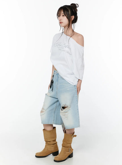 oversized-off-shoulder-graphic-tee-cy514