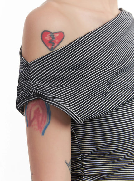 chic-off-shoulder-striped-tee-ic503