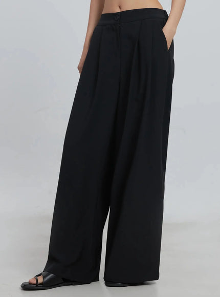 pintuck-wide-leg-pants-iu512