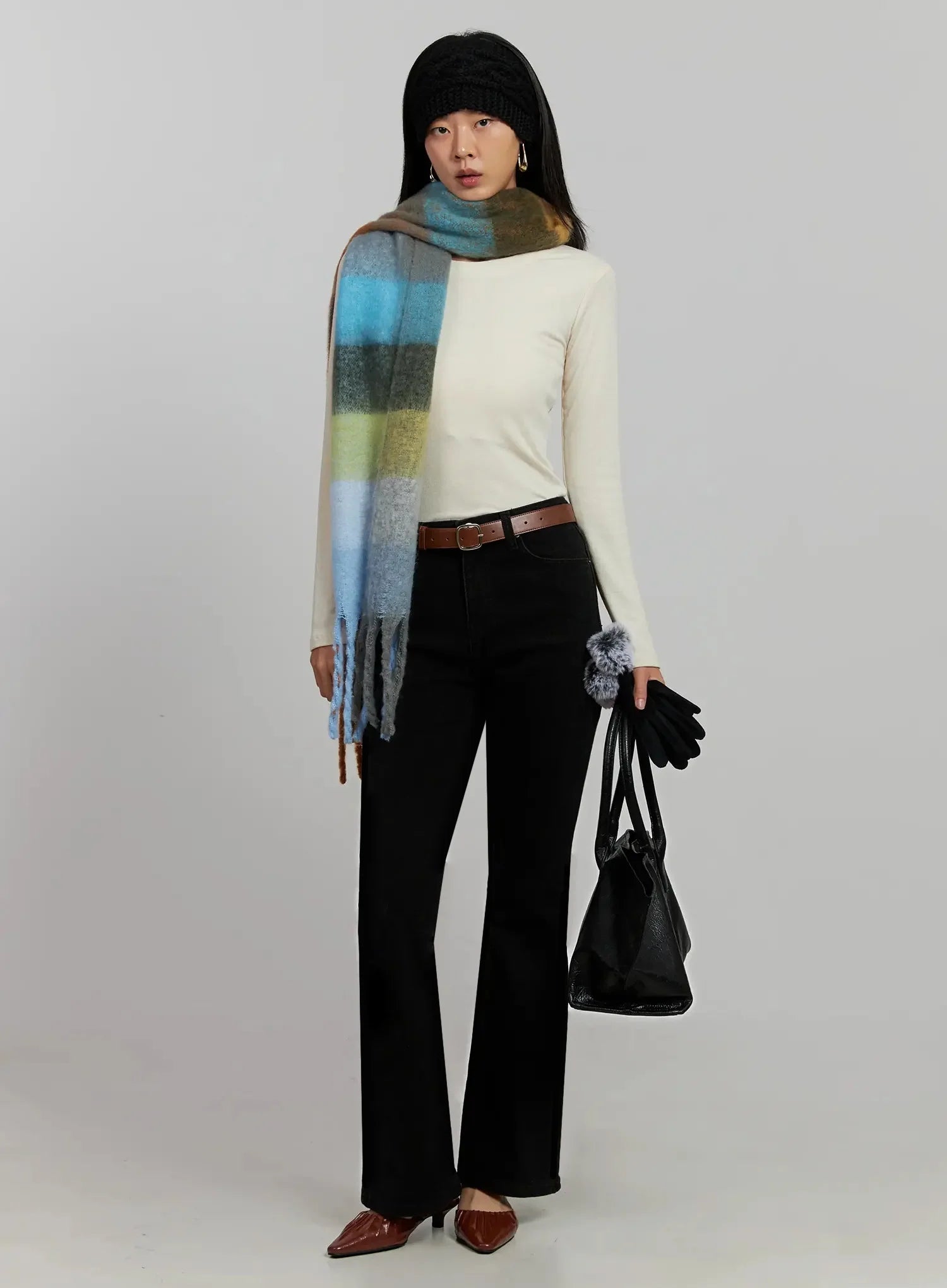 textured-velvet-gloves-in528