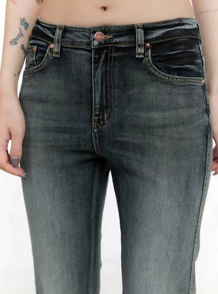 judith-washed-bootcut-jeans-cn517