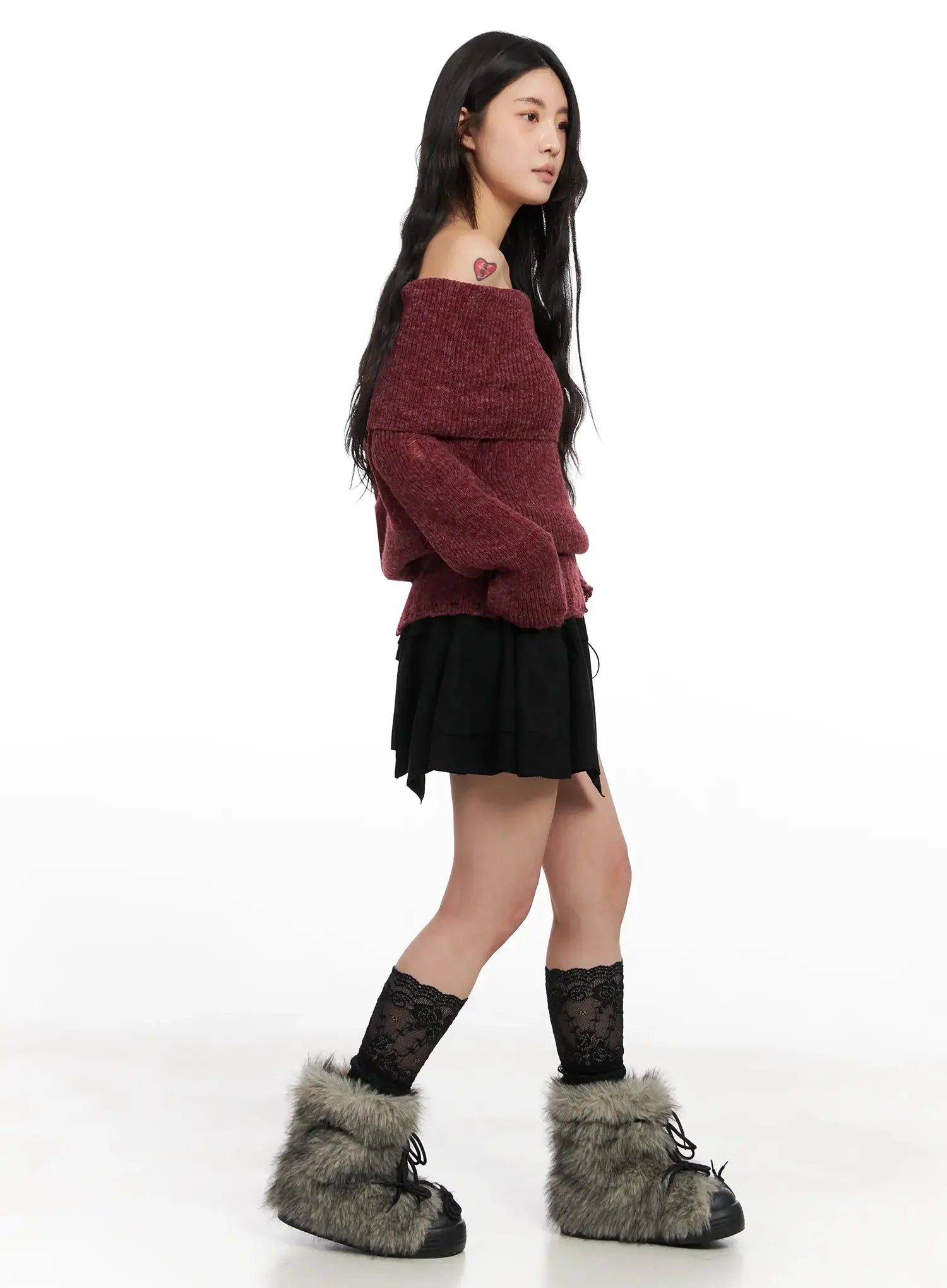 distressed-off-shoulder-sweater-in528