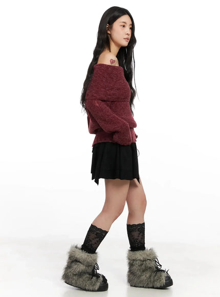 distressed-off-shoulder-sweater-in528