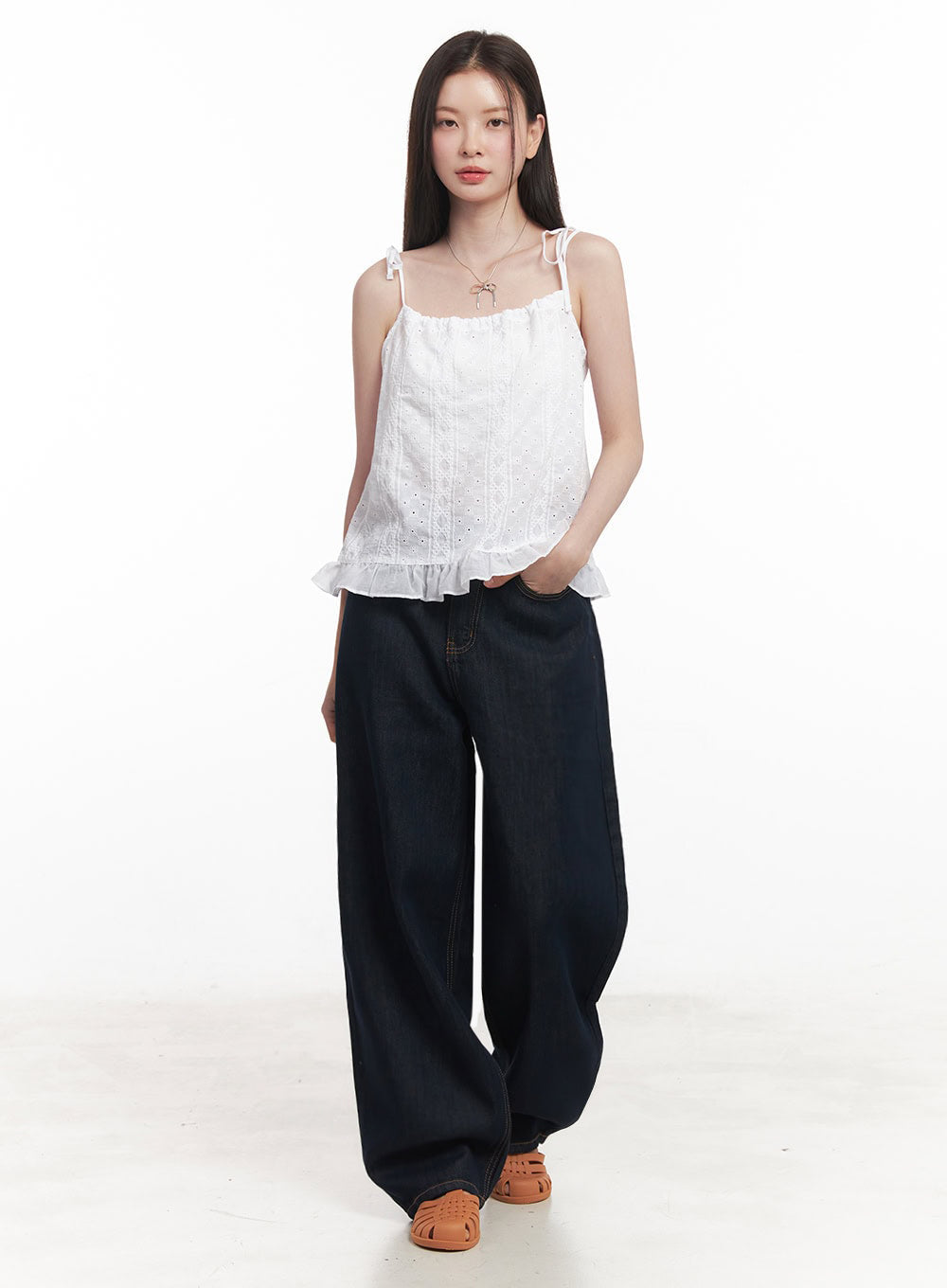 frill-lace-ribbon-cami-top-iy509