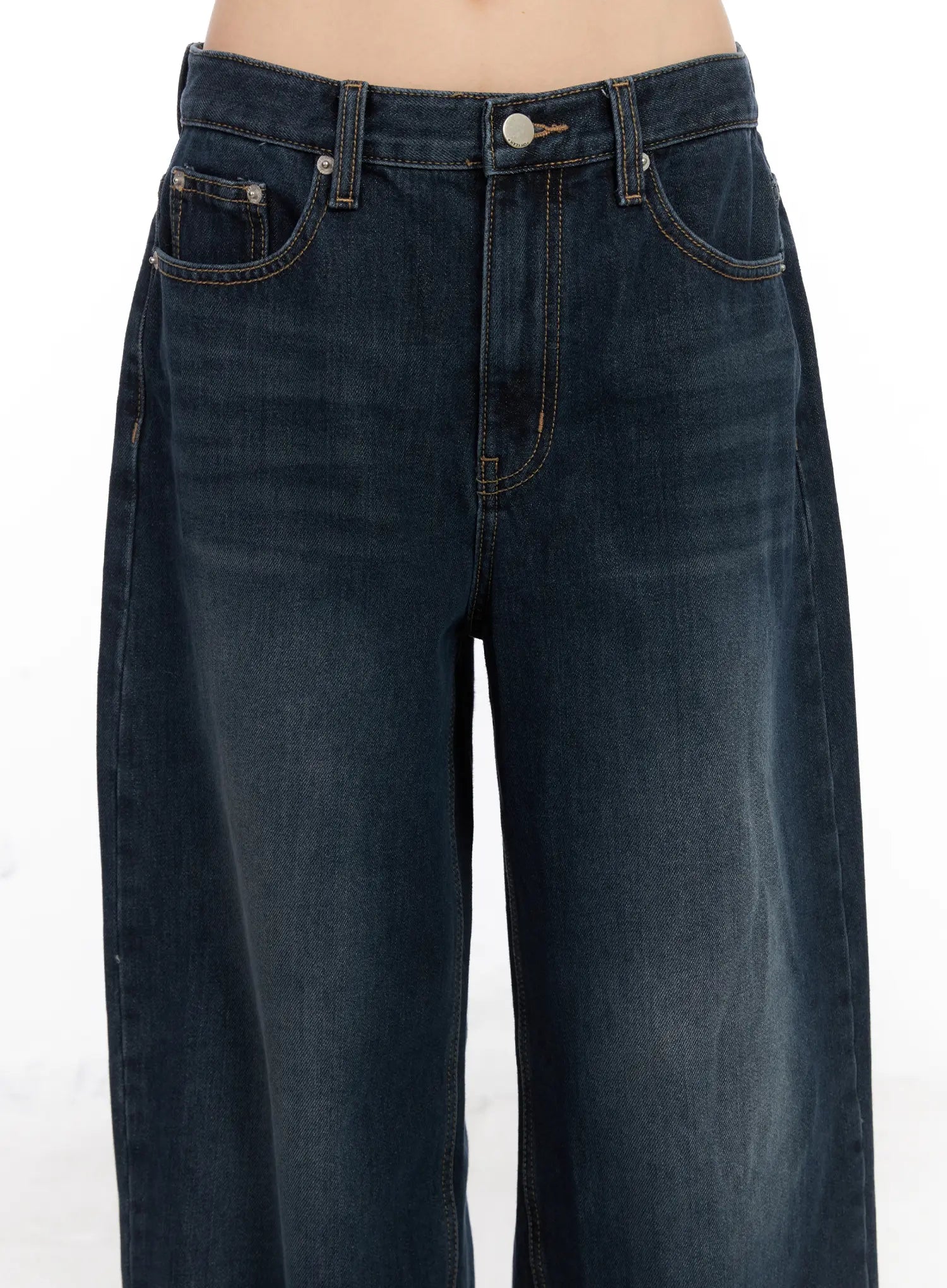 Kamryn Wide-Leg Fleece Lined Jeans CN520