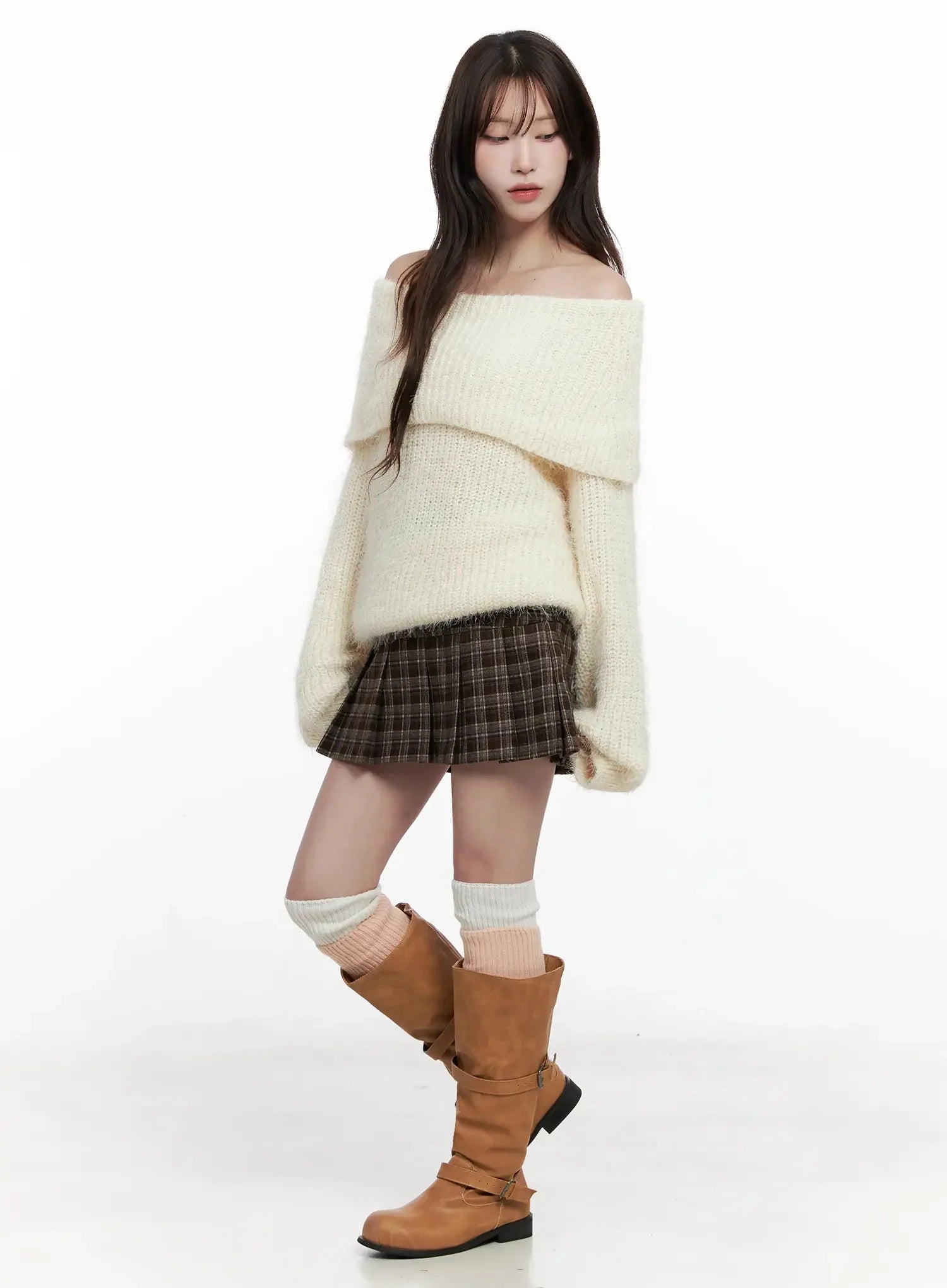 cozy-off-shoulder-knit-sweater-in514