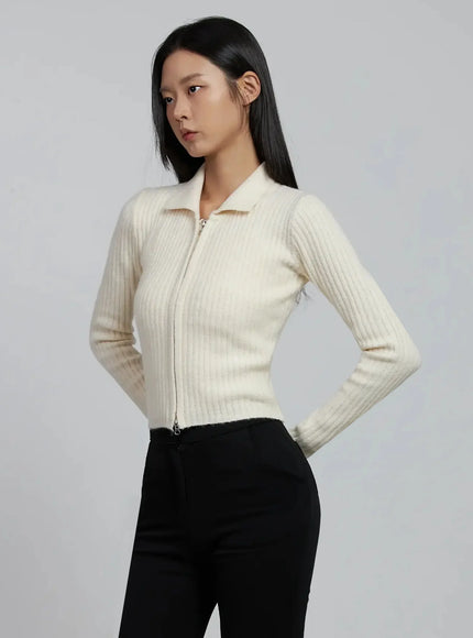 ribbed-knit-collared-zip-up-im520