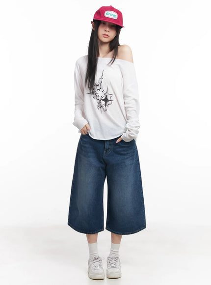 loose-fit-long-sleeve-graphic-top-cu510